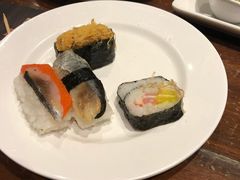 -四海一家自助餐(益田假日广场店)