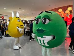 -m豆巧克力世界(上海世茂广场店)