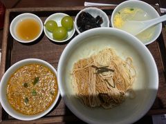 -蟹上黄·蟹黄面·江南糖水(人民广场店)