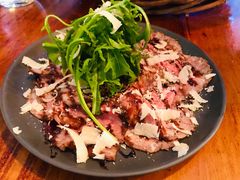 烤牛肉沙拉-羽深肉铺 Steak & Wine