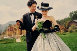 -芭莎视觉婚纱摄影(花溪店)