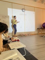 -亚太瑜伽普拉提学院