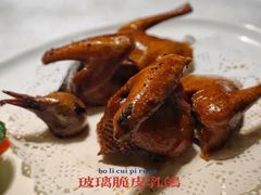 玻璃脆皮乳鸽-粤秀餐厅(国货店)