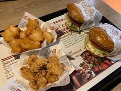 -The Habit Burger Grill 哈比特汉堡(复兴soho店)