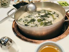 -洪氏嗨捞·猪肚鸡火锅(阳光天地店)