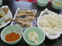 -撒拉人家.酸菜牦牛肉火锅