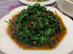韭菜炒螺蛳肉-长临河古镇福味轩土菜馆(长临河店)