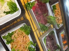 -尚品海鲜肥牛自助火锅(湖明店)