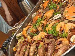 -老东镇啤酒屋海鲜加工·蒸汽海鲜·海鲜烧烤(台东店)