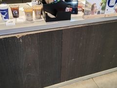 -瑞幸咖啡(凯德龙之梦莘庄店)