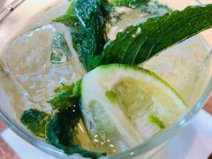 -星巴克臻选(上海合生汇1F店)