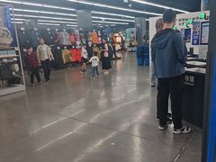 -迪卡侬(西华店)