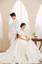 -雪中彩影婚纱摄影·微光艺术中心