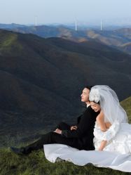 -至臻微拉婚纱摄影