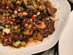 -凤凰园烤鸭店·唐山菜·传承花椒肉(老唐丰路店)