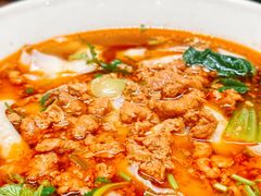 -顺溜·手工刀削面·黑金店(铜锣湾店)