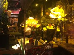 -在路上酒吧(大理古城店)