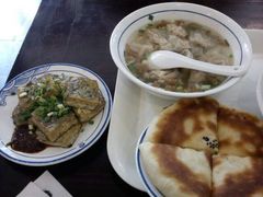 -汪一挑馄饨(老街店)