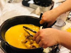 -鲜入围煮花胶鸡海鲜火锅