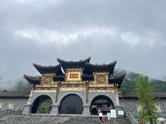 -冕宁灵山寺