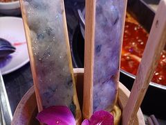 百分百纯虾滑-热火朝天鲜切牛肉火锅(南强街巷店)