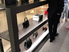 -BALENCIAGA(恒隆广场店)
