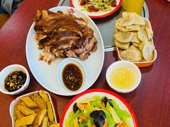 -聚首堂·特色小吃·肘子(什刹海德胜门店)