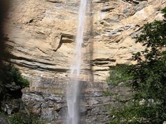 -大平台龙居瀑布旅游区