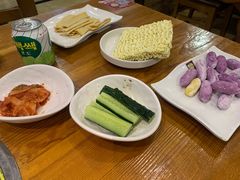 小菜-喇喇排骨火锅·传统韩式脊骨汤(望京西园总店)