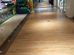 -百联临沂购物中心(临沂路店)