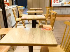 餐具摆设-肯德基(烟台万象汇店)