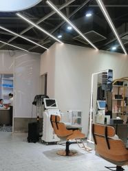 -PE SALON 