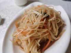炝拌土豆丝-那达慕蒙古风味酒楼