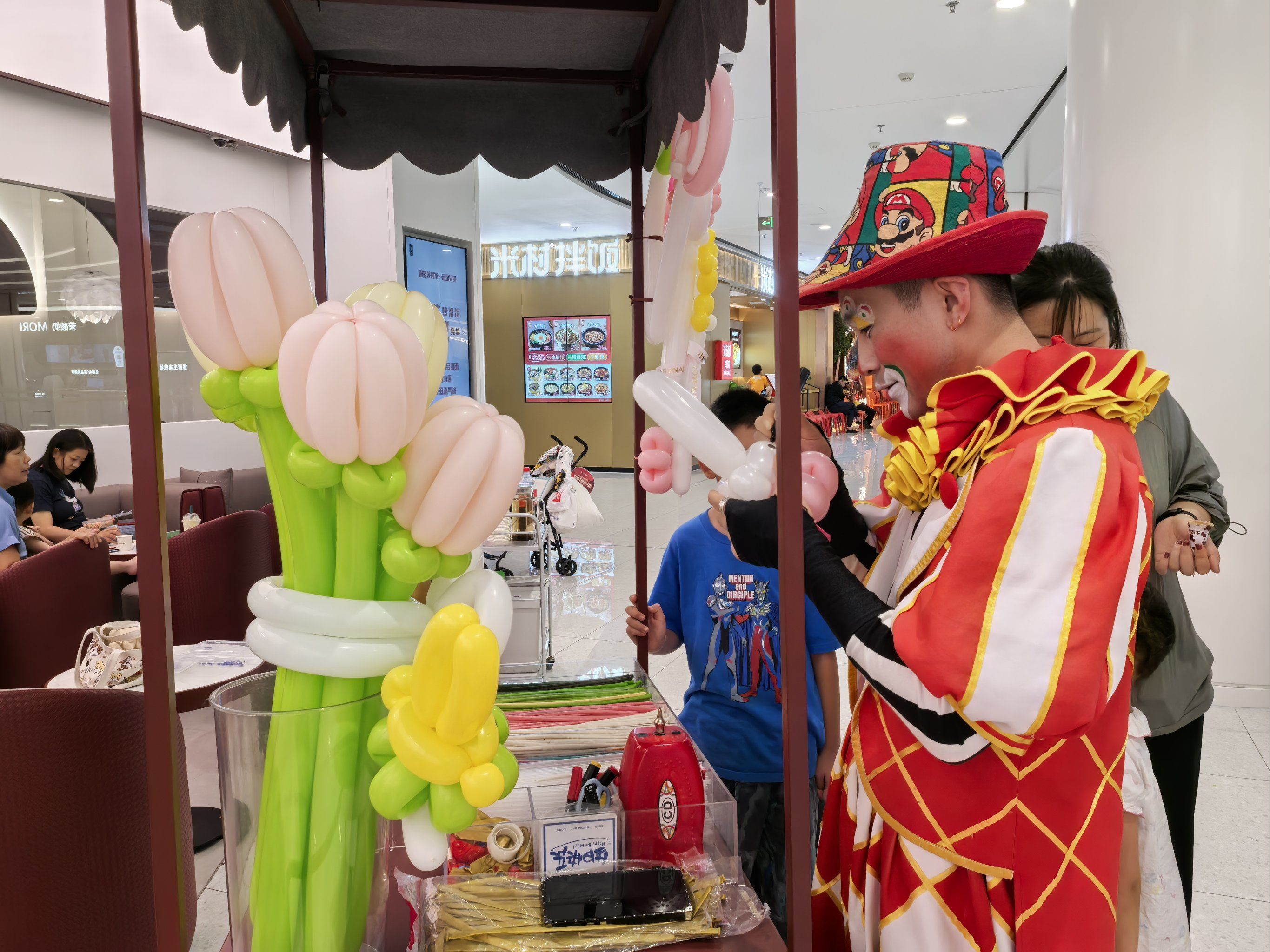 小丑编气球编头发拼豆豆我来啦