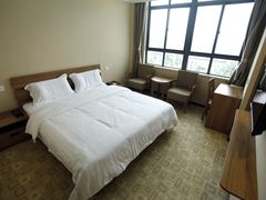 1号楼舒适大床间-明珠湖天鹅苑·农家菜馆