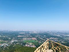 -鬼笑石后山停车场