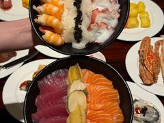 -广州万富希尔顿酒店·感趣自助餐厅·金秋蟹宴生蚝海鲜刺身