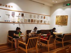 -猫的天空之城概念书店(印象城购物中心店)