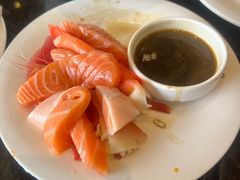 -川骄海鲜自助(王府井奥莱UP TOWN店原世界之花店)
