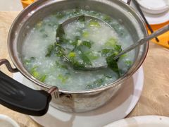 鲩鱼头尾滚菜心粒粥-联邦酒楼