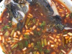 -金海椒罐罐鲢鱼(东方桂苑店)