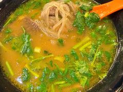 牛肉粉丝汤-大龙汤包