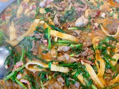 牛肉八带鱼饼土豪锅-京玉菲饭店(李村店)