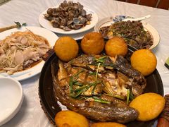 -宾朋海鲜饭庄(兴海路店)