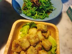 -雀蓝川菜(奥体广场店)