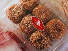 -白玉兰食品甜凤店(合生汇店)