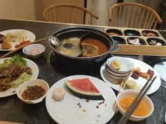-匠牛亭·锅物烧肉放题自助(昆百大·泰业城店)