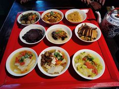 -蓝田九大碗民俗食府(蓝田店)