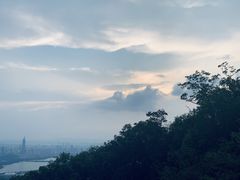 -紫金山山顶公园
