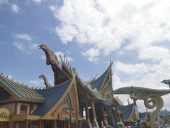 -七彩云南欢乐世界